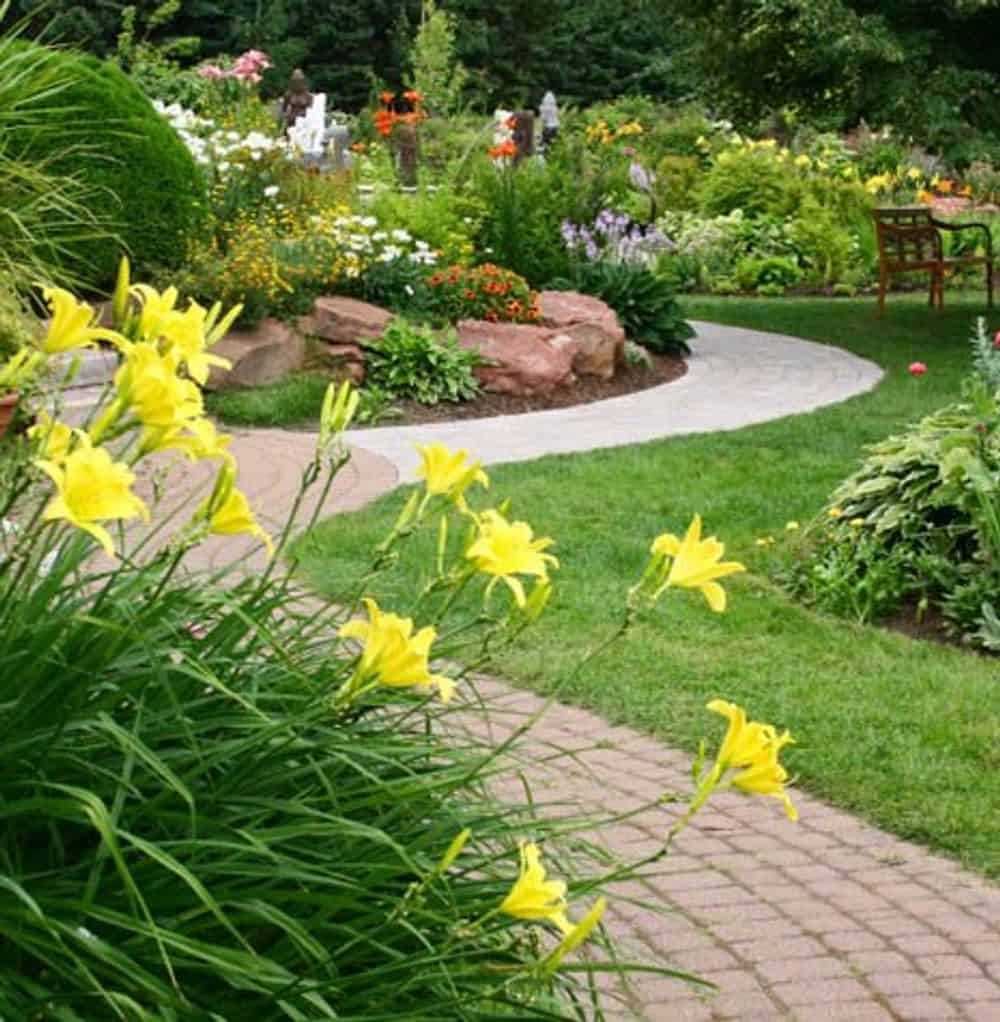 Landscape Makeovers image